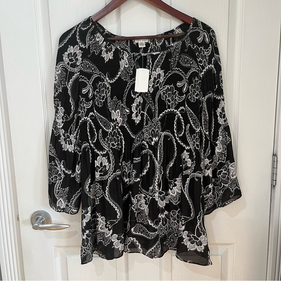 Spense black and white loose flowy top with elastic on front and back size large - Picture 3 of 10